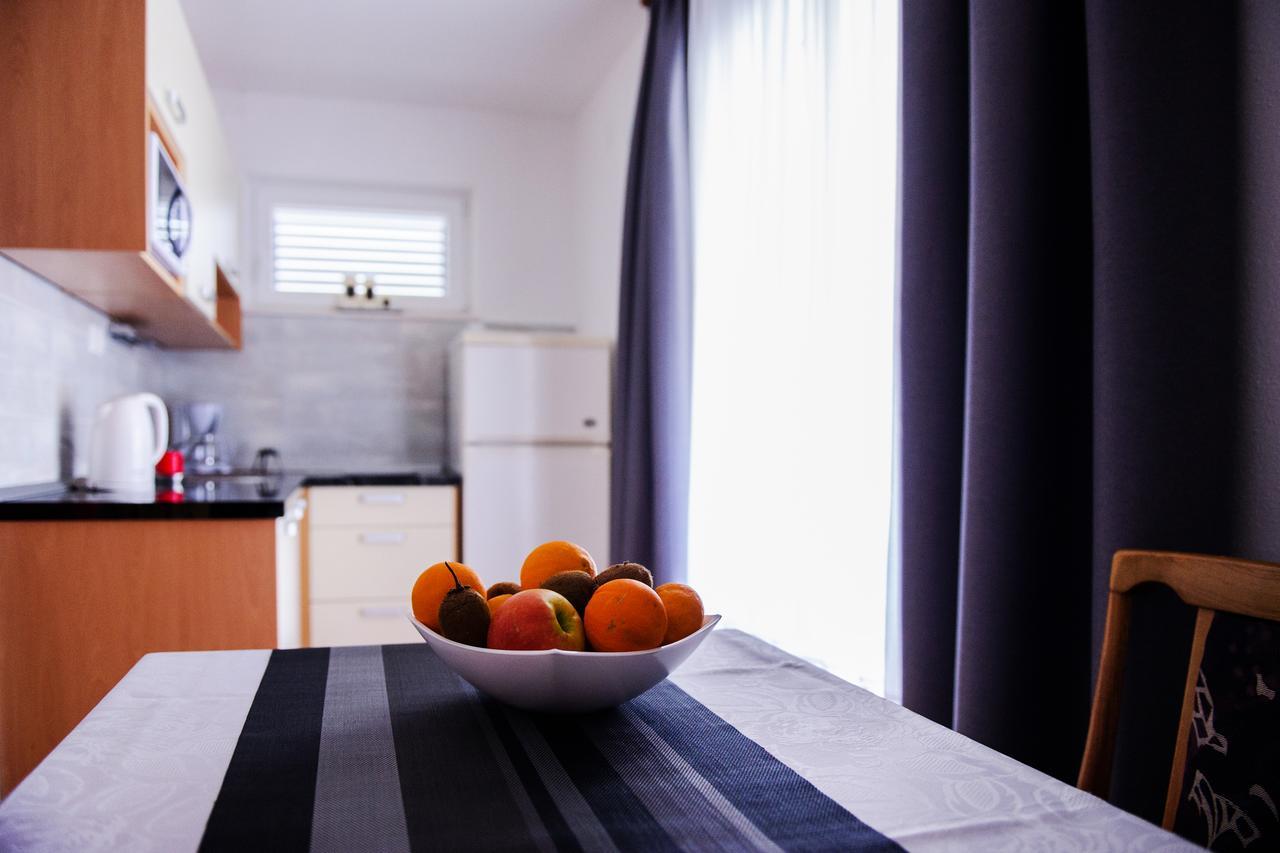 Apartments Mila 玛里纳 外观 照片